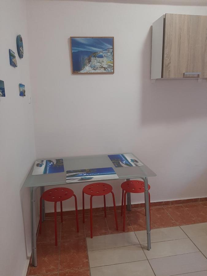 Appartamento Cozy Flat In Néa Mákri Esterno foto