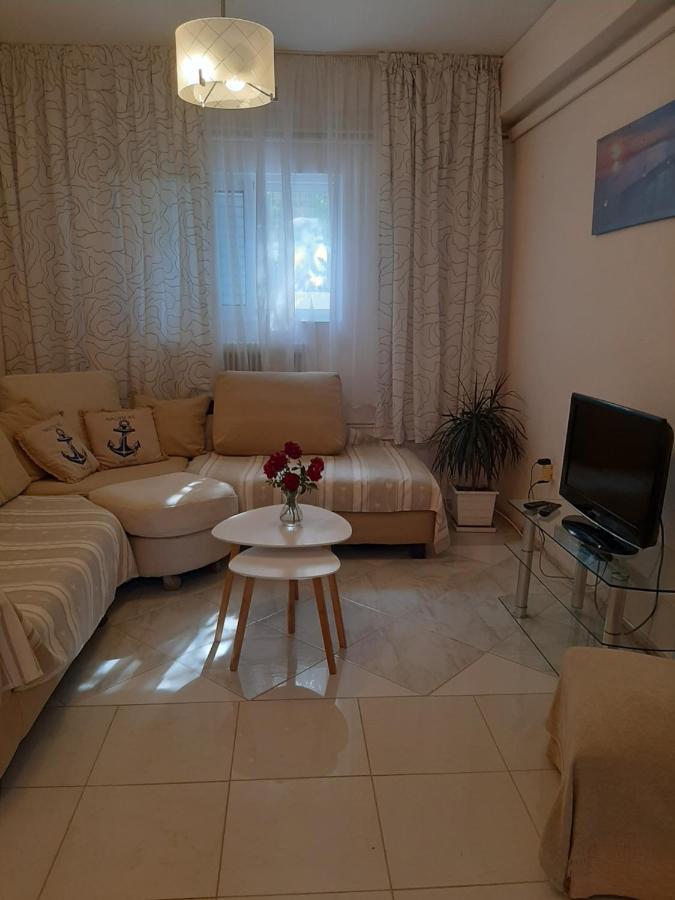 Appartamento Cozy Flat In Néa Mákri Esterno foto